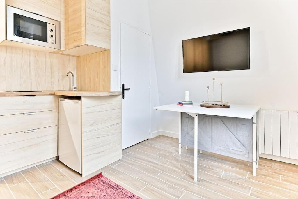 A 10 Minutes De La Basilique Du Sacre-coeur Apartment